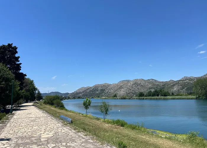 Bata Apartment - 1St Row To The Neretva River